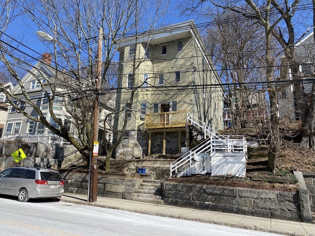 265 Washington Avenue Chelsea, MA 02150 - Photo 1 of 2