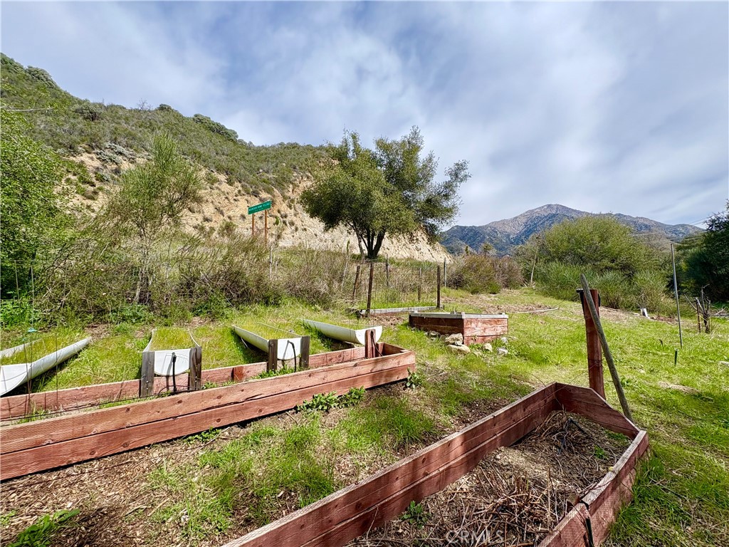 36750 Hilltop Road Yucaipa, CA 92399 - Photo 26 of 27