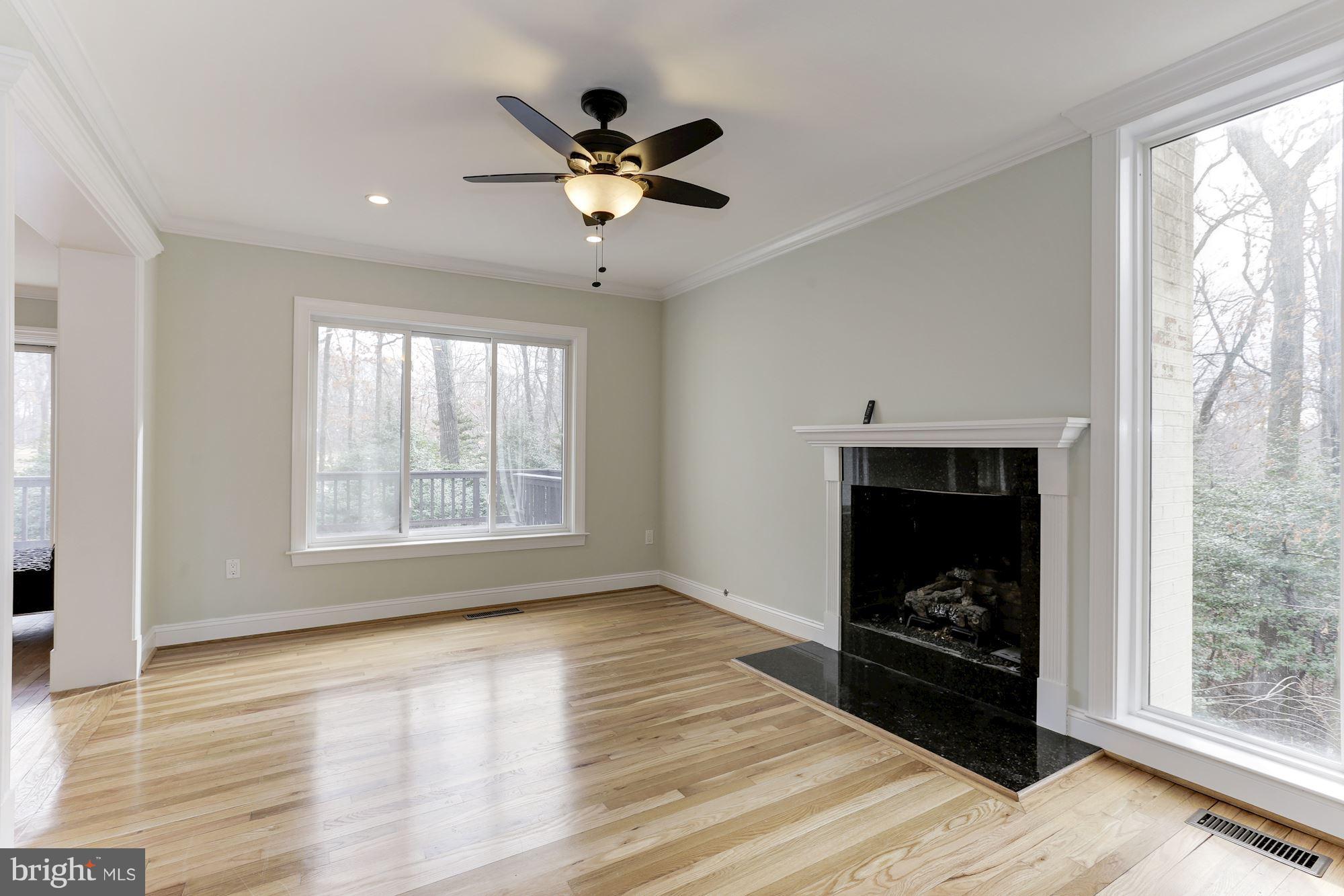 2021 Golf Course Drive Reston, VA 20191 - Photo 9 of 30 Family Room