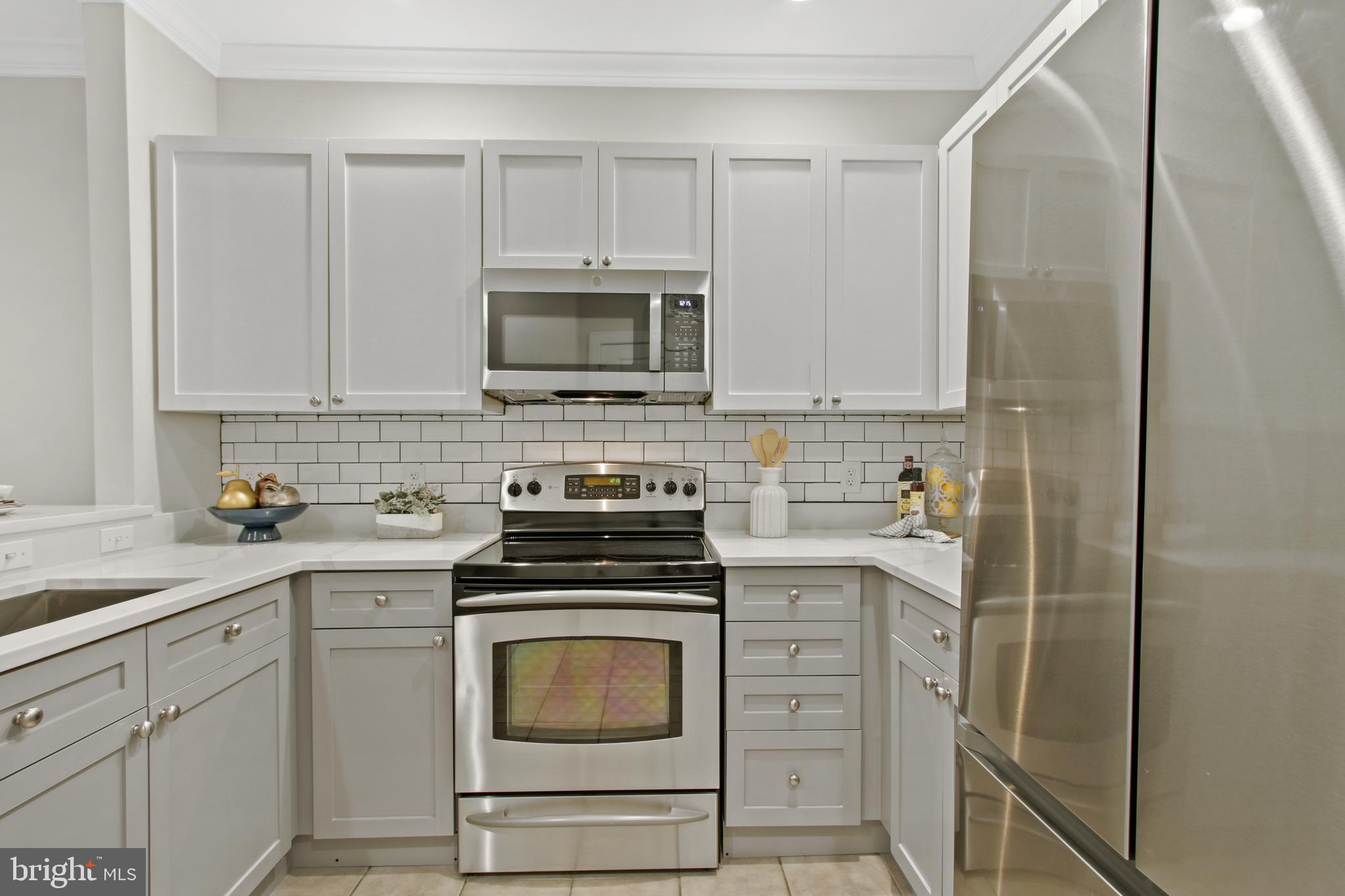 343 Cedar Street Northwest, Unit 102 Washington, DC 20012 - Photo 11 of 65