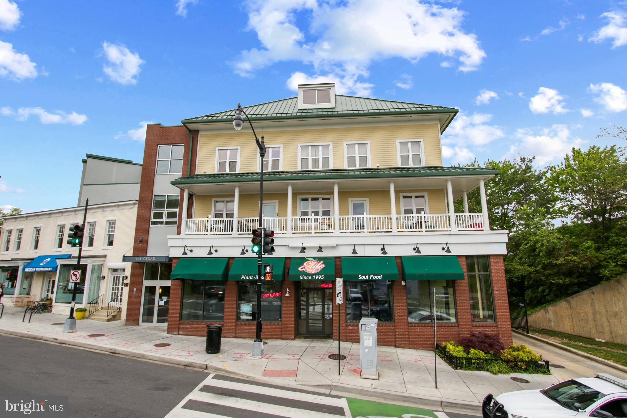 343 Cedar Street Northwest, Unit 102 Washington, DC 20012 - Photo 58 of 65