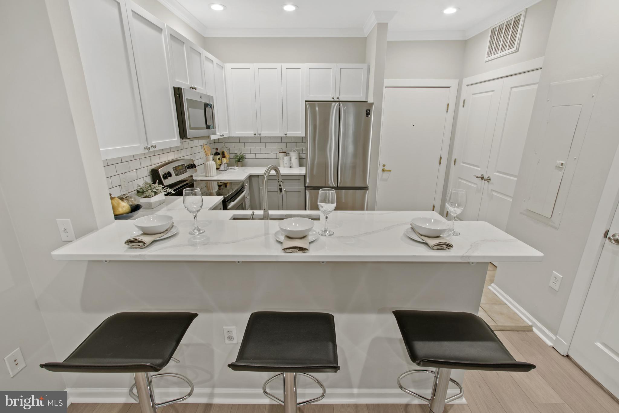 343 Cedar Street Northwest, Unit 102 Washington, DC 20012 - Photo 9 of 65