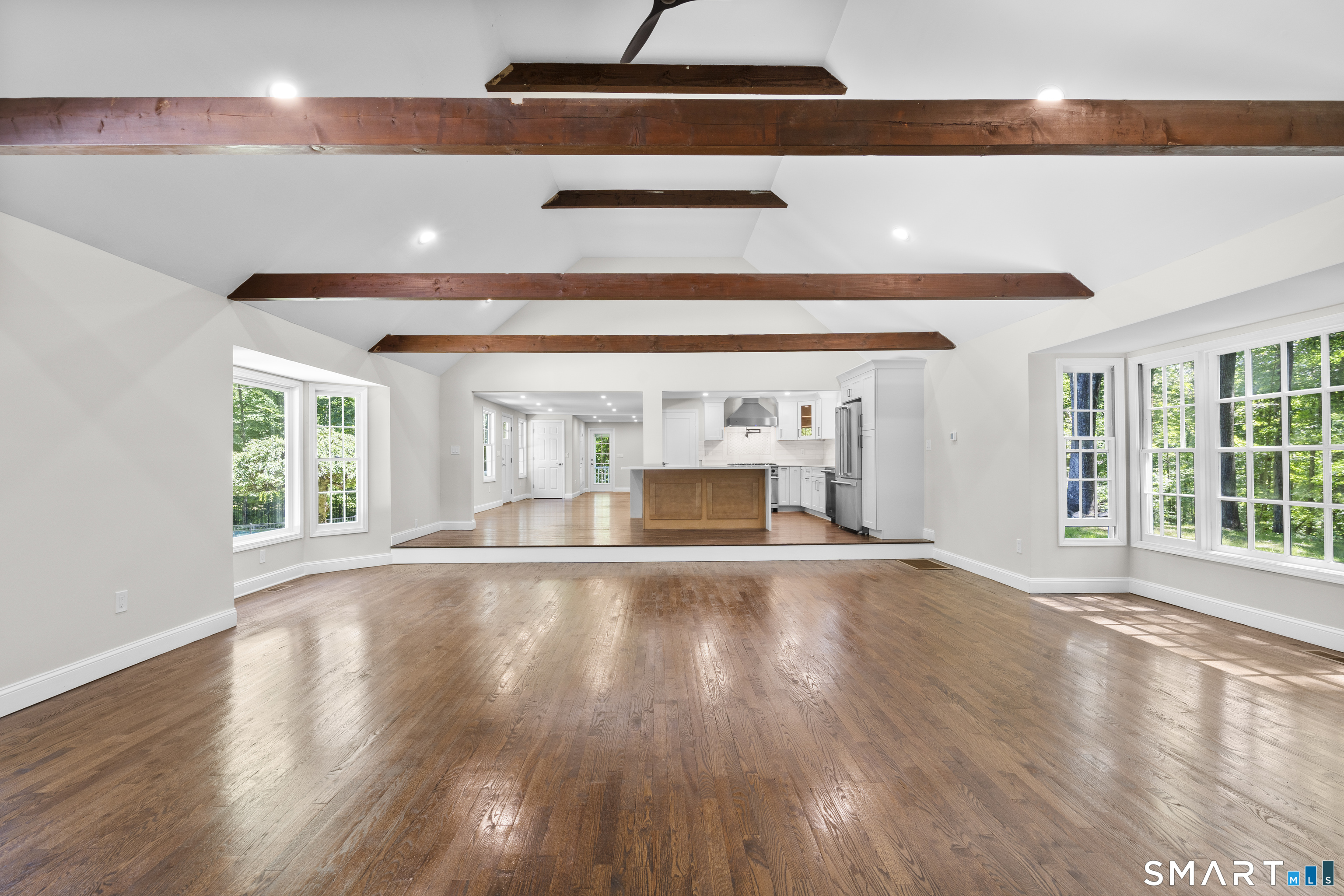 33 Old Stagecoach Road Redding, CT 06896 - Photo 6 of 40
