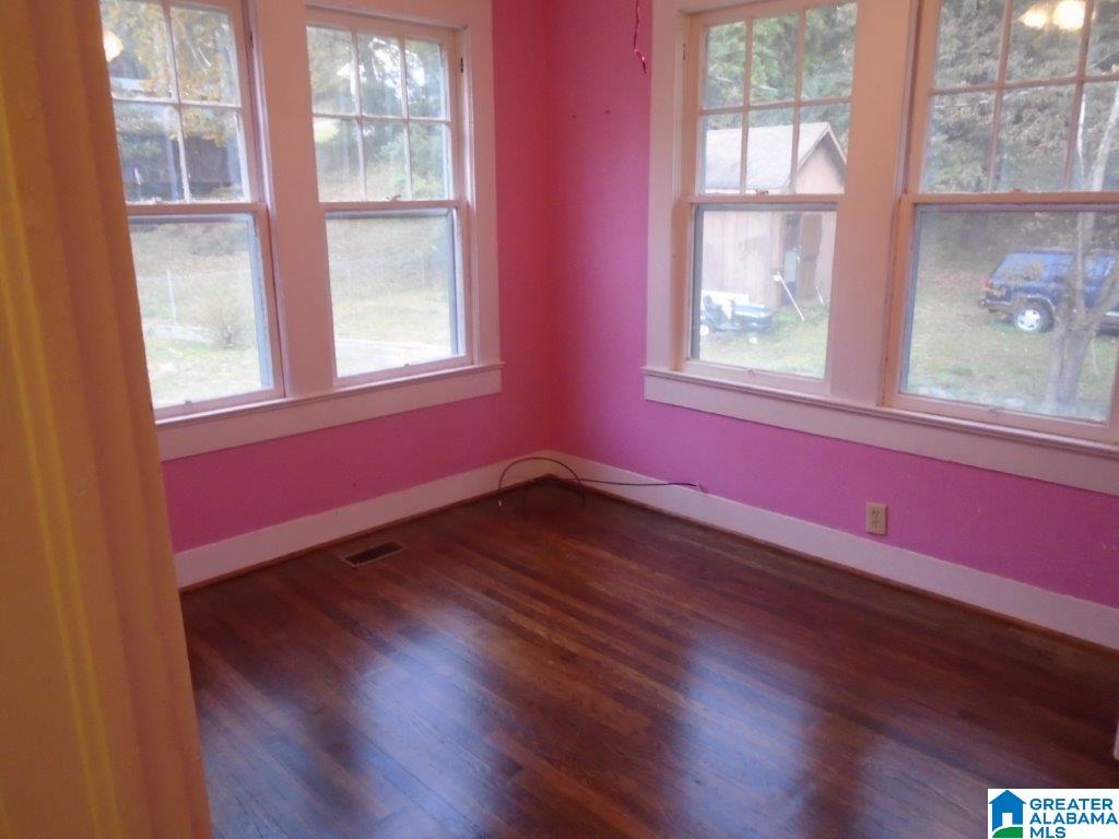 709 Oak Street Bessemer, AL 35022 - Photo 13 of 15