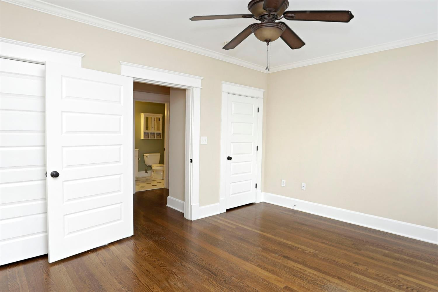 1103 Richmond Road, Unit 202 Lexington, KY 40502 - Photo 17 of 26 Listing Photo
