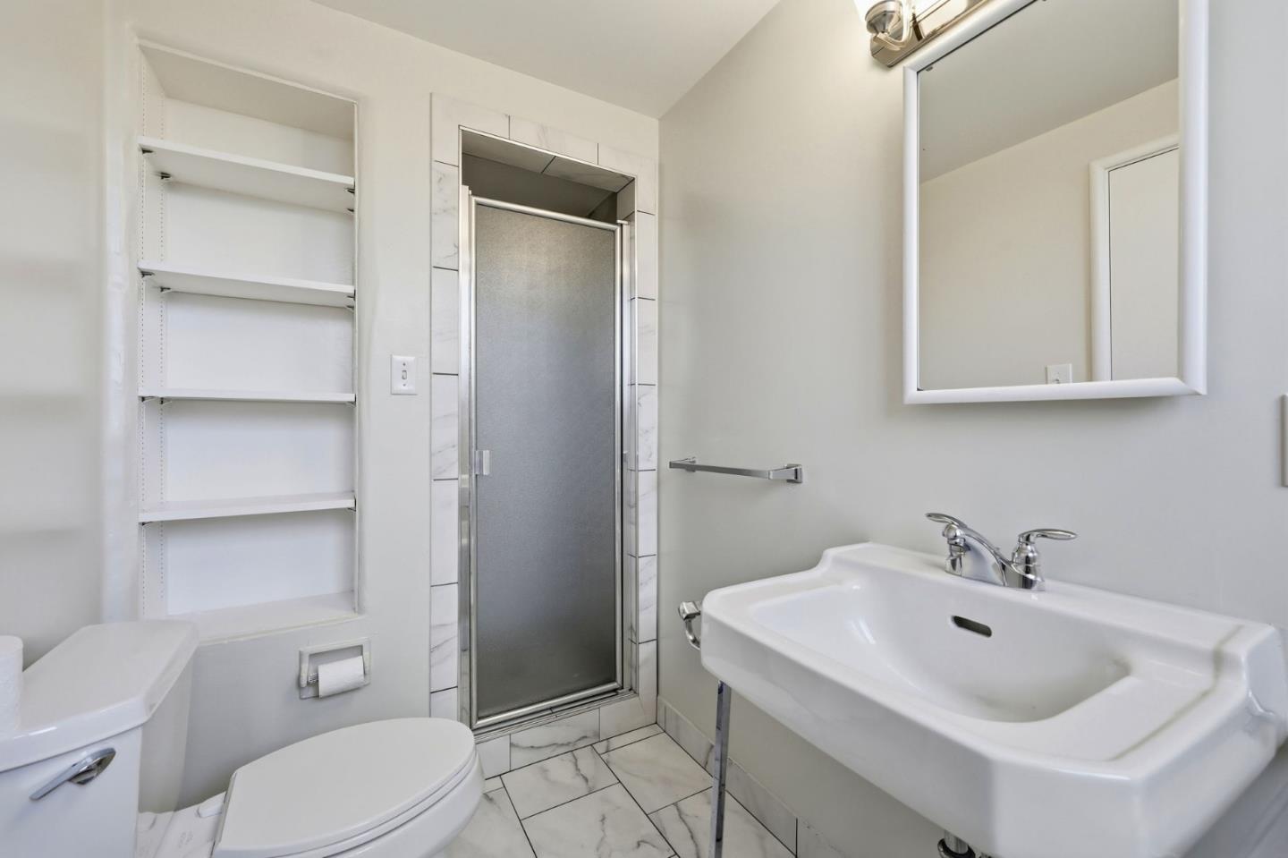 24 Baytree Way San Mateo, CA 94402 - Photo 16 of 20