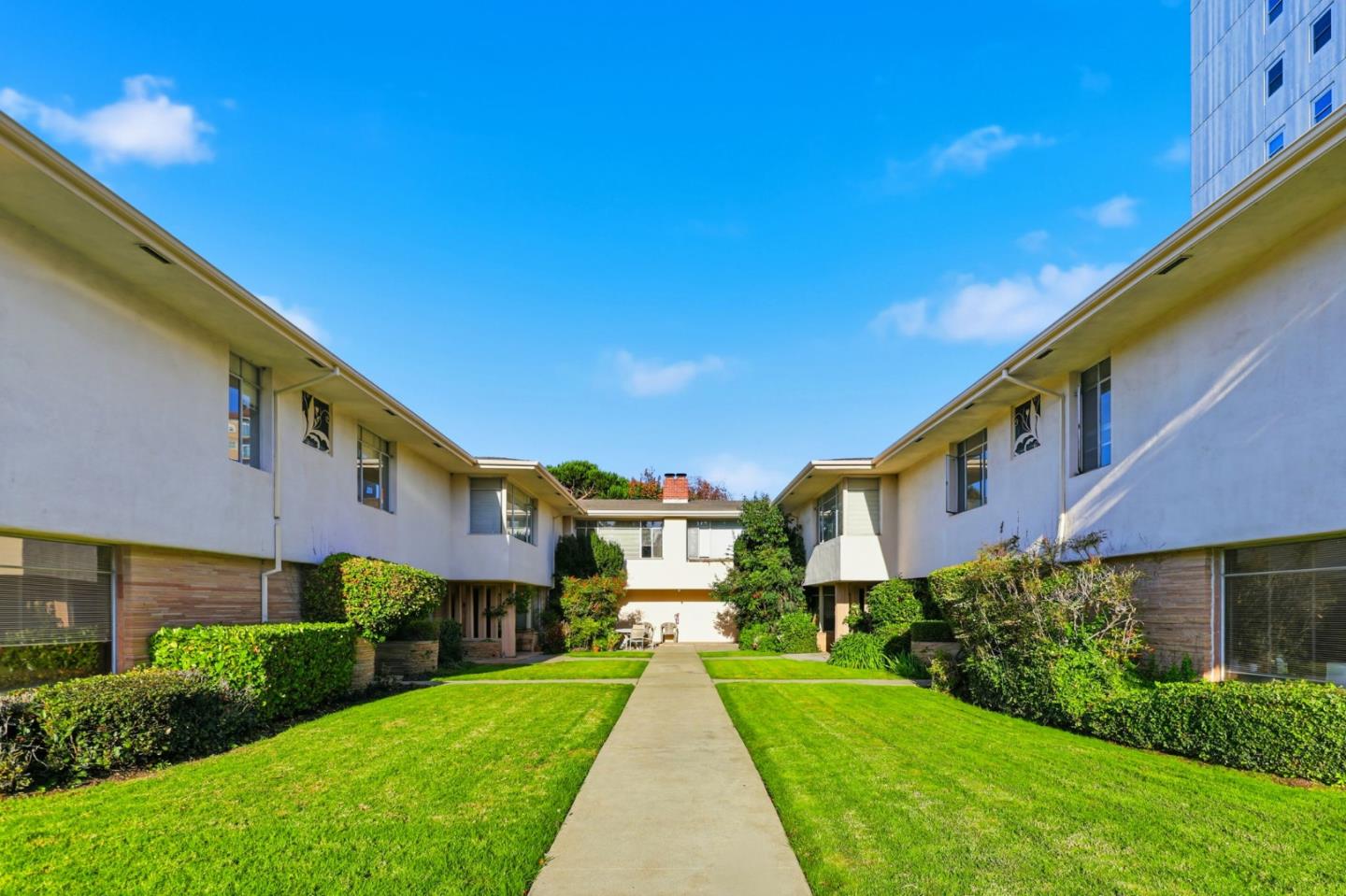 24 Baytree Way San Mateo, CA 94402 - Photo 4 of 20