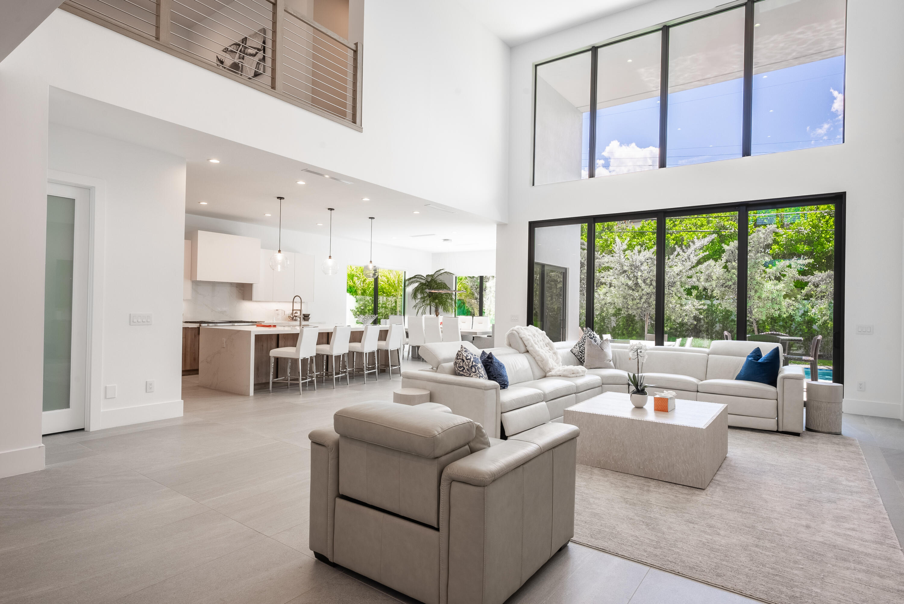 255 Northeast Spanish Court Boca Raton, FL 33432 - Photo 15 of 69 DSC09384-HDR-2