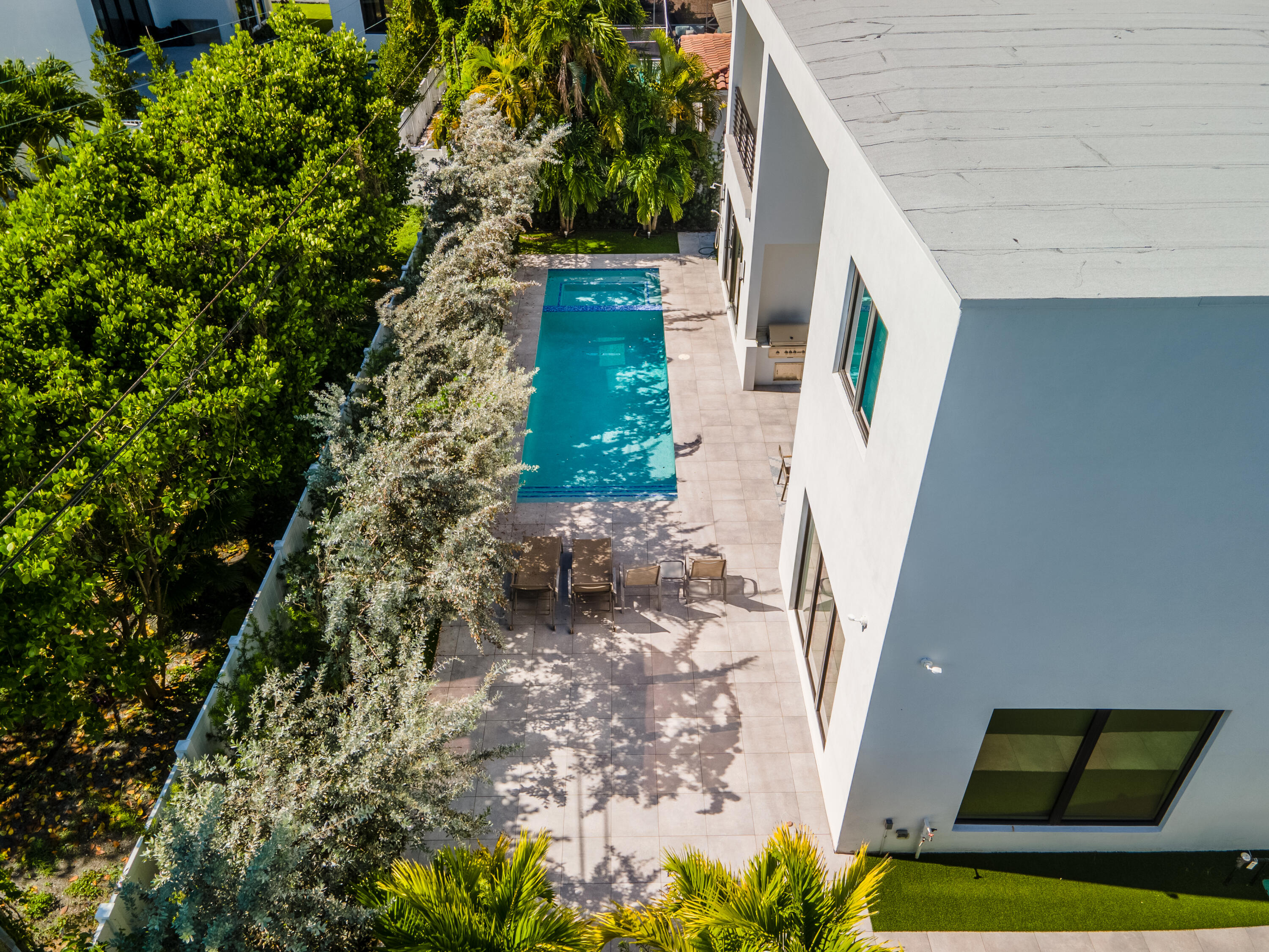 255 Northeast Spanish Court Boca Raton, FL 33432 - Photo 3 of 69 DJI_0225-HDR