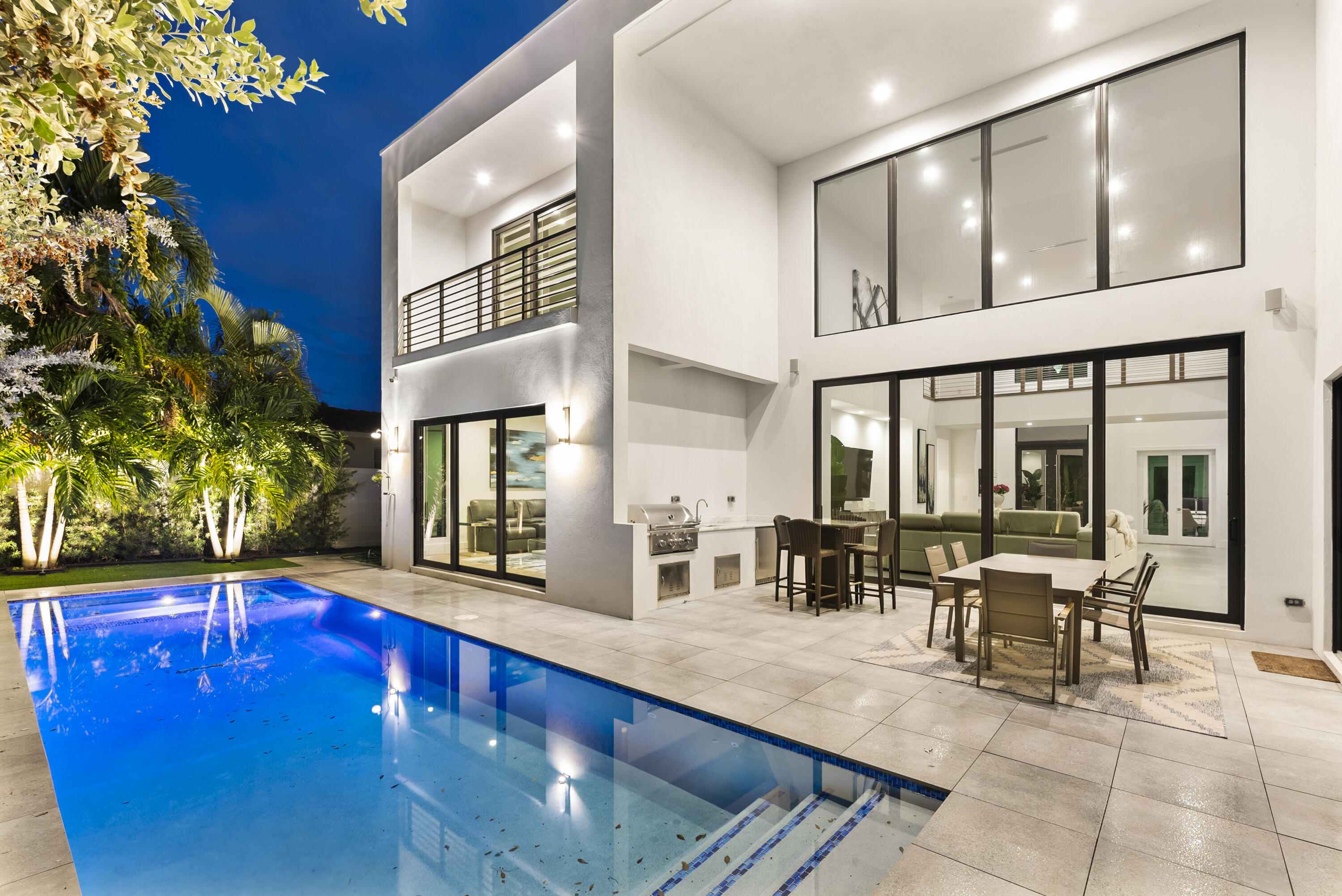 255 Northeast Spanish Court Boca Raton, FL 33432 - Photo 5 of 69 DSC00646 (1)