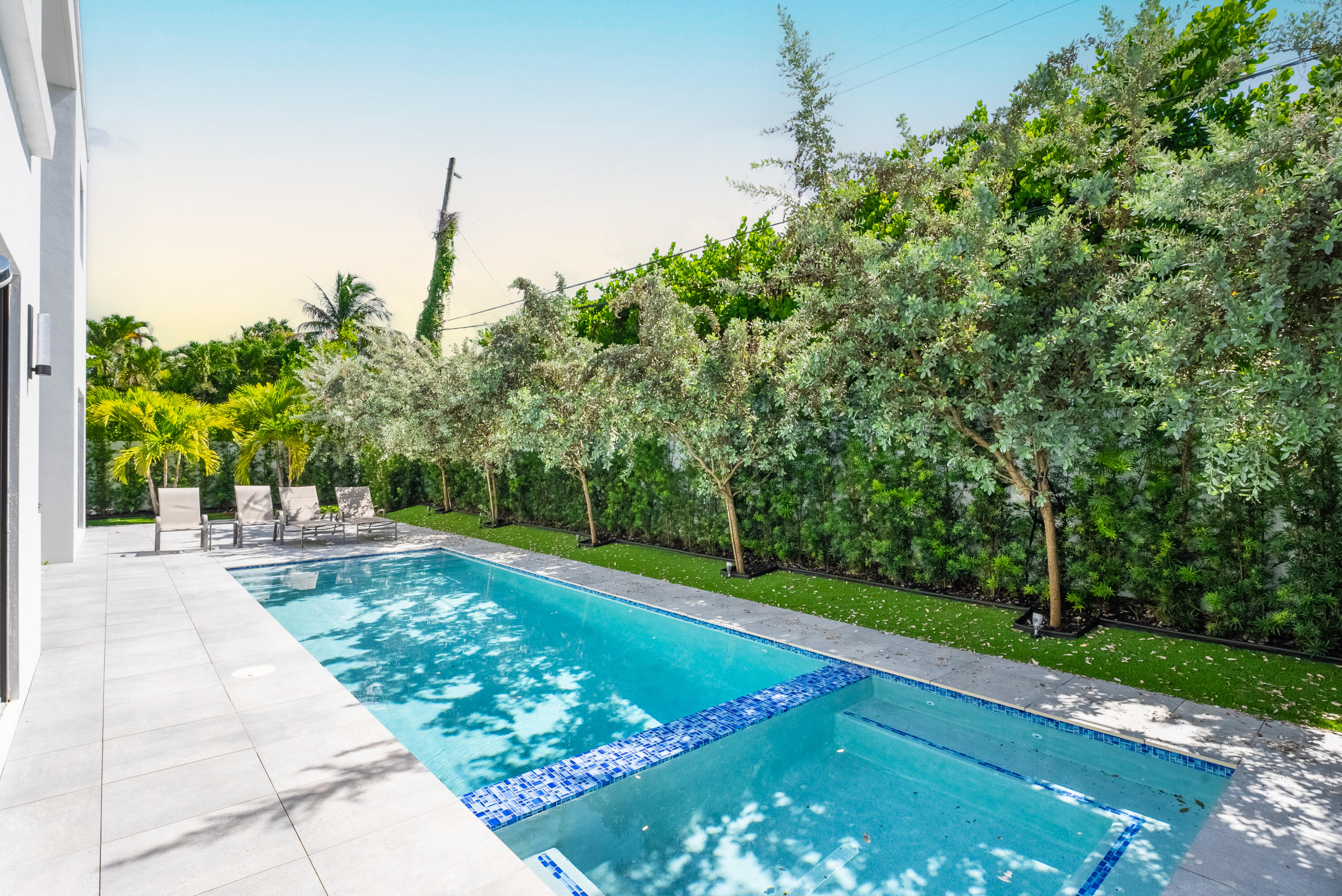 255 Northeast Spanish Court Boca Raton, FL 33432 - Photo 60 of 69 DSC09654-HDR