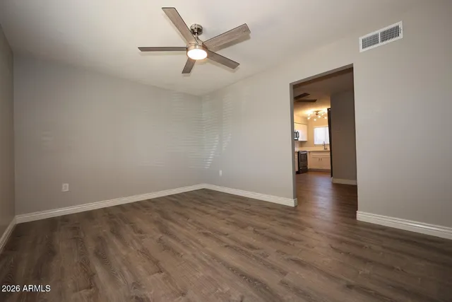 $1,352 | 127 South Outpost Road, Unit 4, Apache Junction, AZ 85119