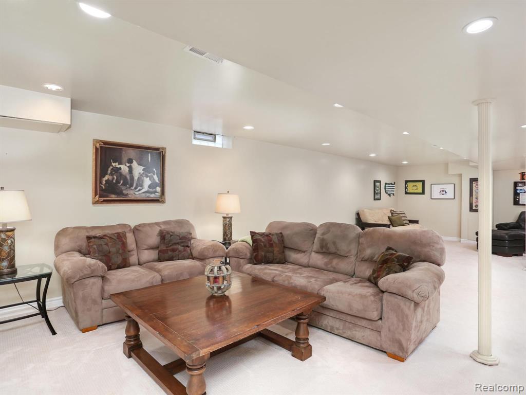 1171 Ruffner Avenue Birmingham, MI 48009 - Photo 19 of 25