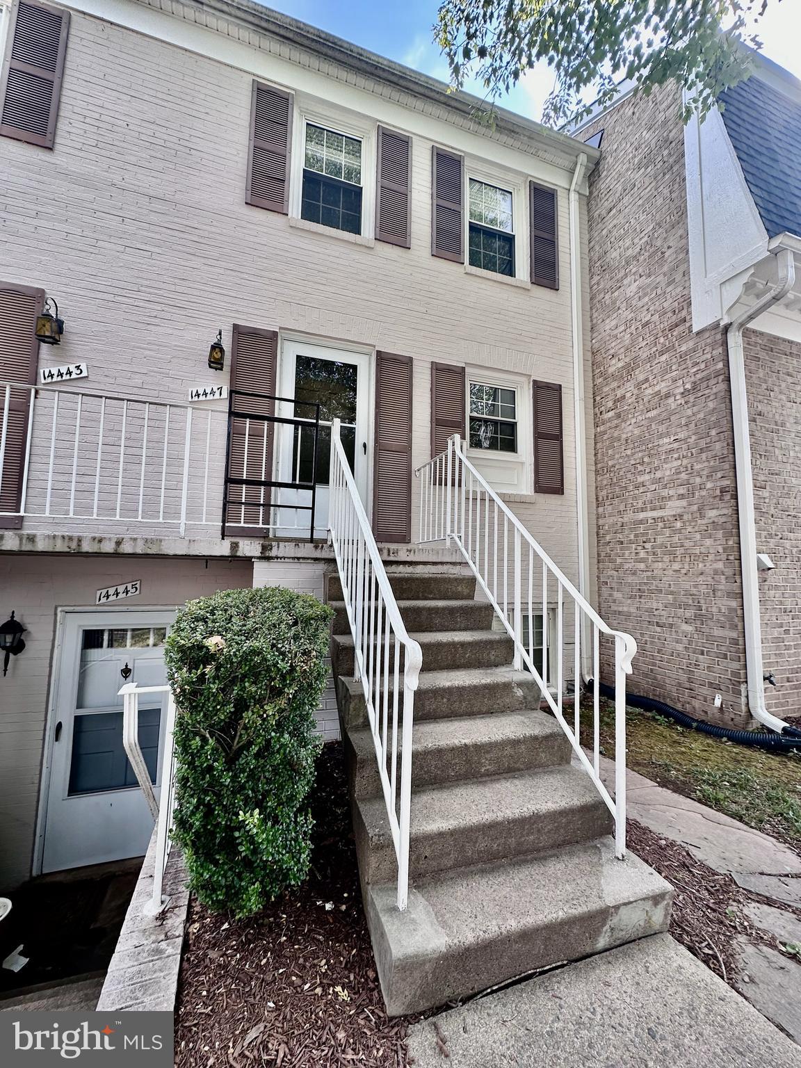 14447 Golden Oak Road Centreville, VA 20121 - Photo 2 of 42