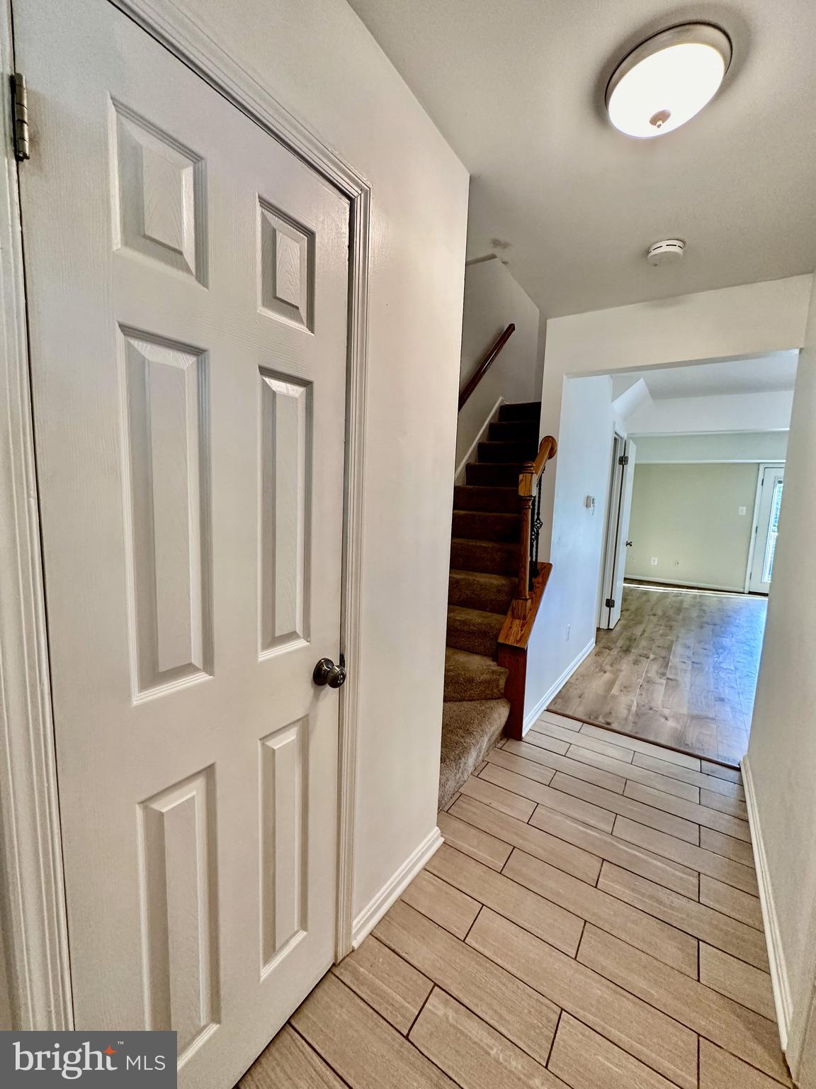 14447 Golden Oak Road Centreville, VA 20121 - Photo 3 of 42