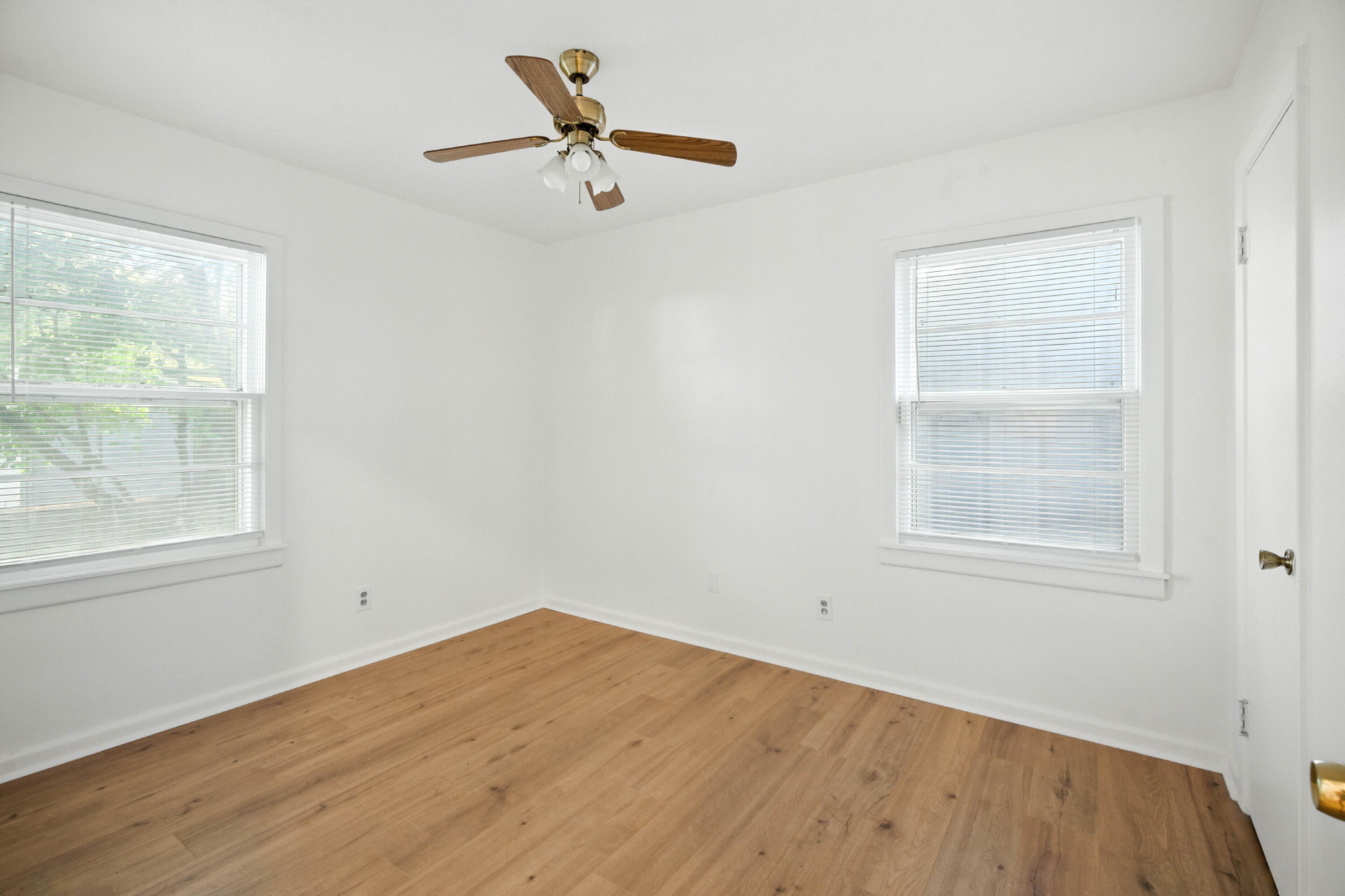 4316 31st Street Lubbock, TX 79410 - Photo 9 of 12 an empty room with a window
