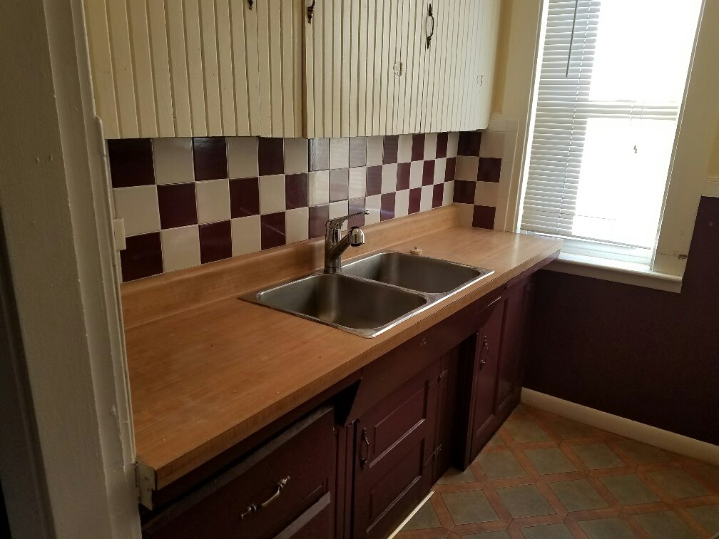 94 Cilley Road Manchester, NH 03103 - Photo 7 of 24