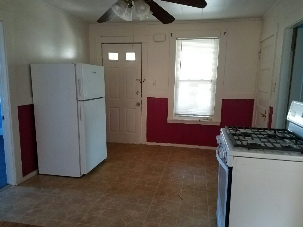 94 Cilley Road Manchester, NH 03103 - Photo 9 of 24