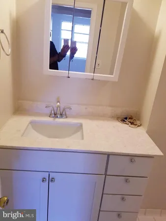 $2,750 | 150 Gold Kettle Drive, Gaithersburg, MD 20878