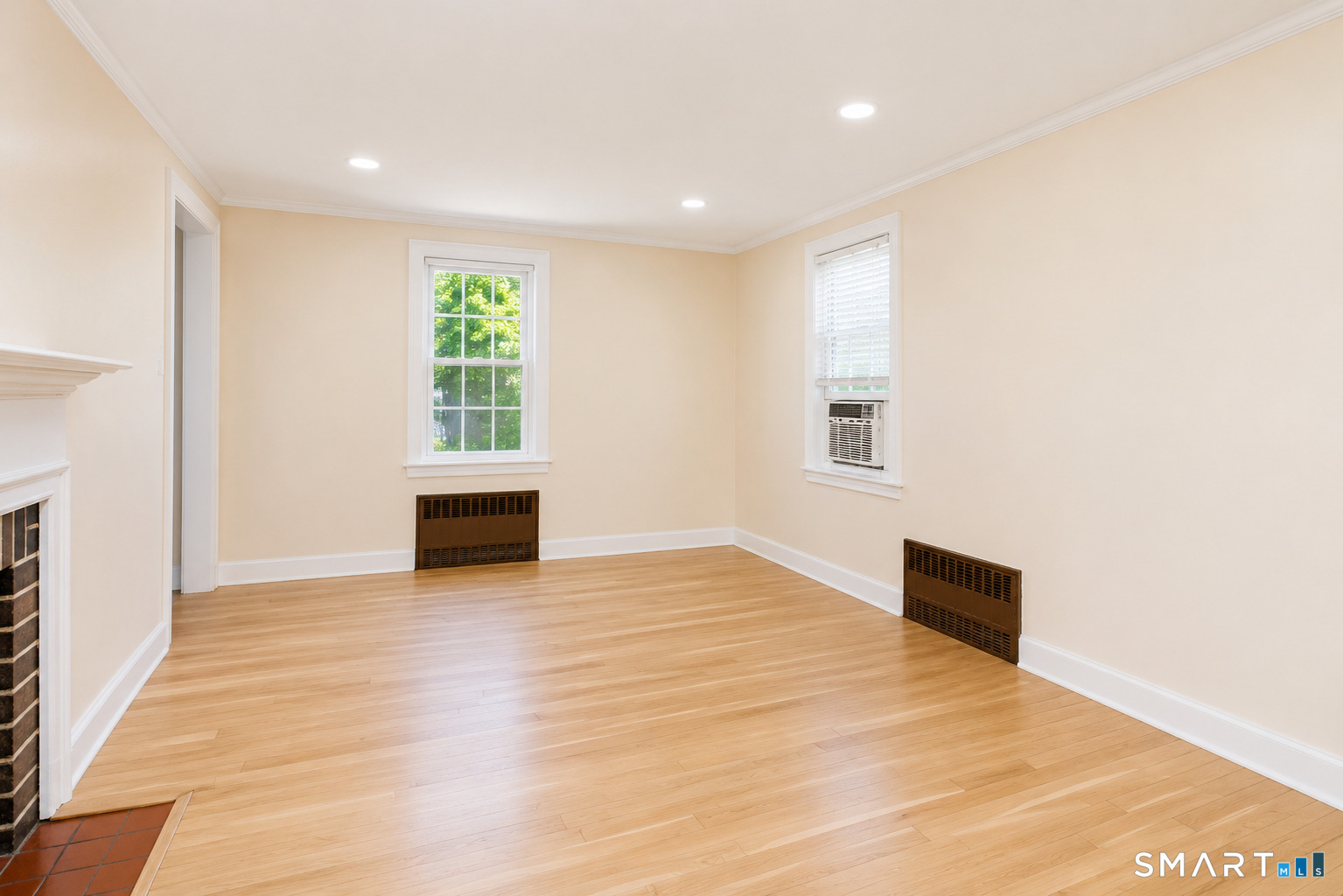 98 Woodmere Road West Hartford, CT 06119 - Photo 34 of 40