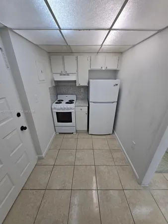 $158,000 | 6980 Northwest 186th Street, Unit 3227A, Hialeah, FL 33015