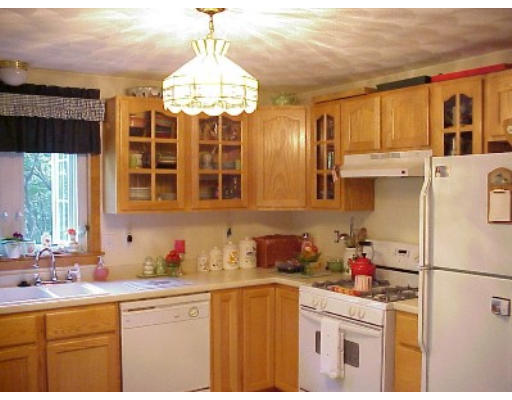 6 Turner Road Billerica, MA 01862 - Photo 3 of 8 Gallery Image 3