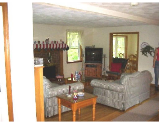 6 Turner Road Billerica, MA 01862 - Photo 5 of 8 Gallery Image 5