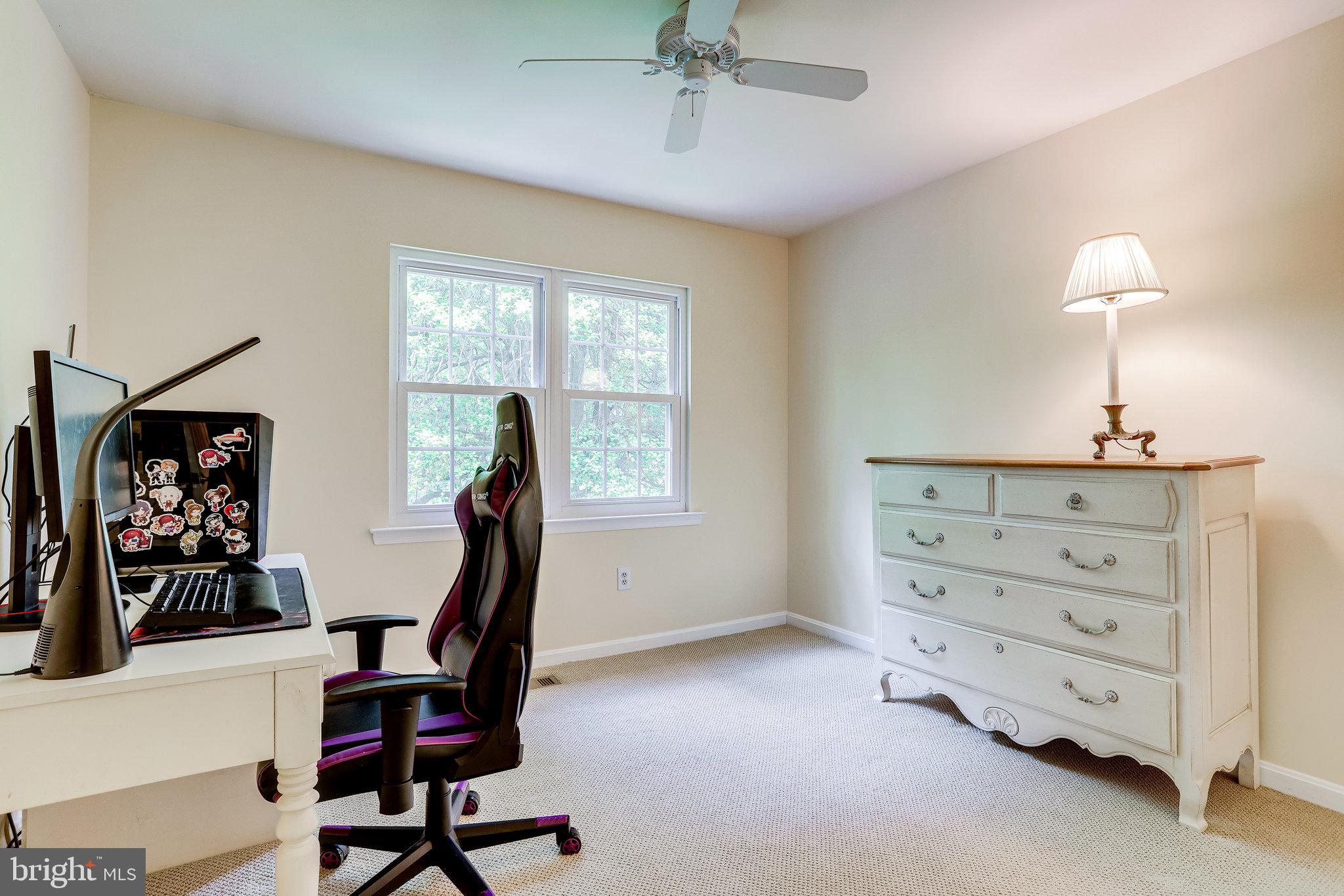 1216 Bishopsgate Way Reston, VA 20194 - Photo 23 of 48 Bedroom #3