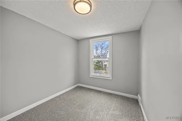 $194,900 | 74 Baynes Street, Buffalo, NY 14213