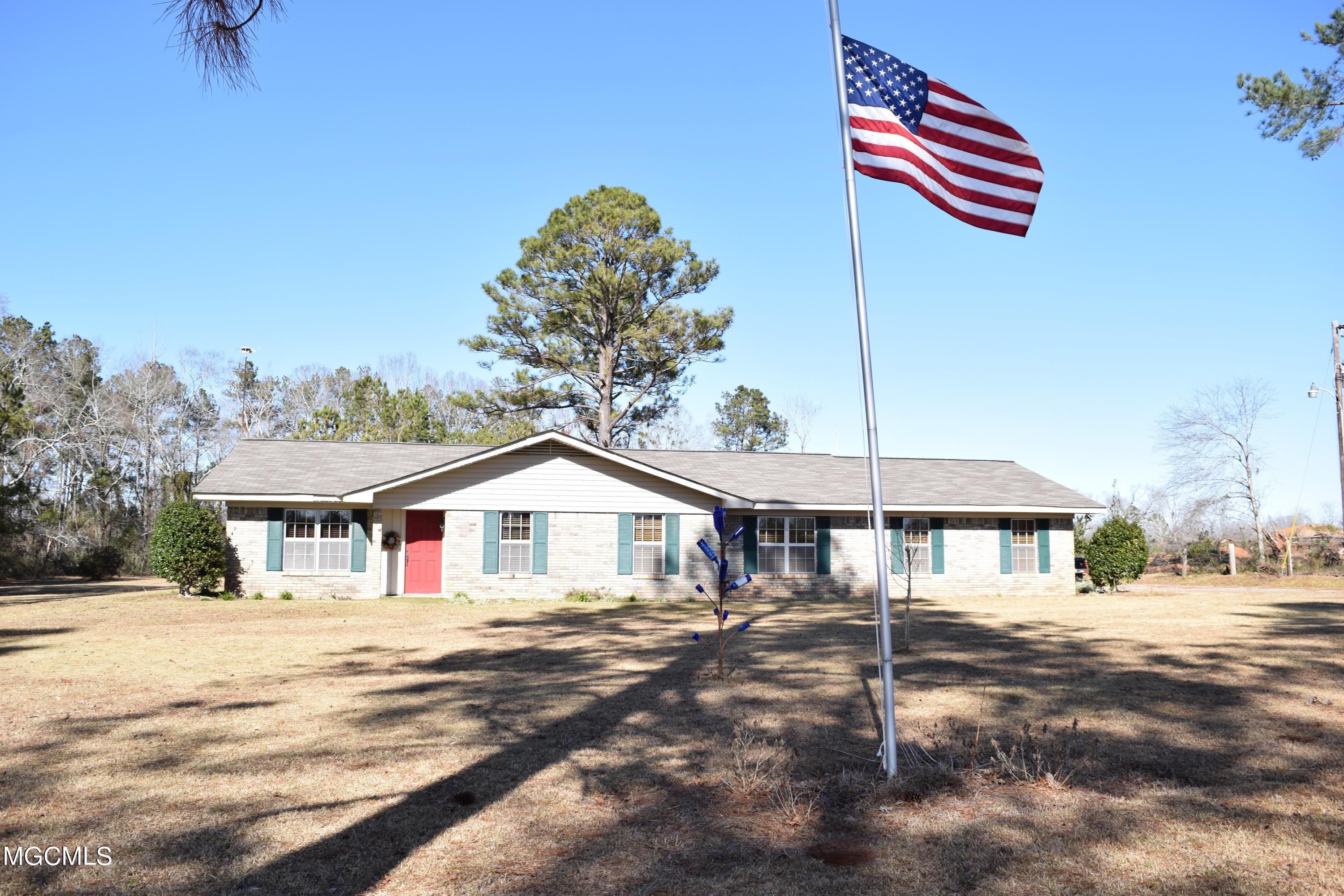 158 Dickerson Road Lucedale, MS 39452 - Photo 1 of 49 DSC_0214