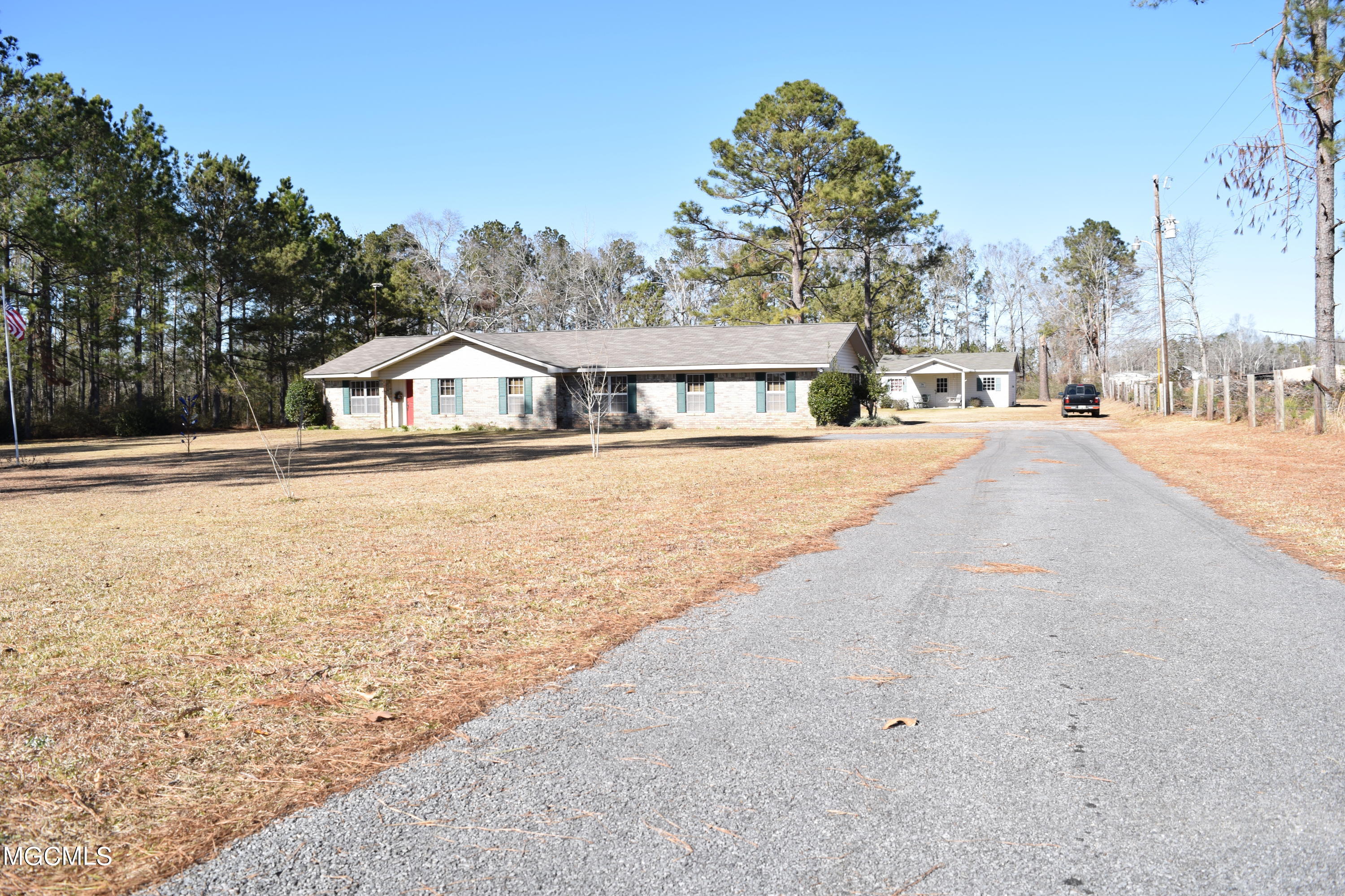 158 Dickerson Road Lucedale, MS 39452 - Photo 2 of 49 DSC_0216