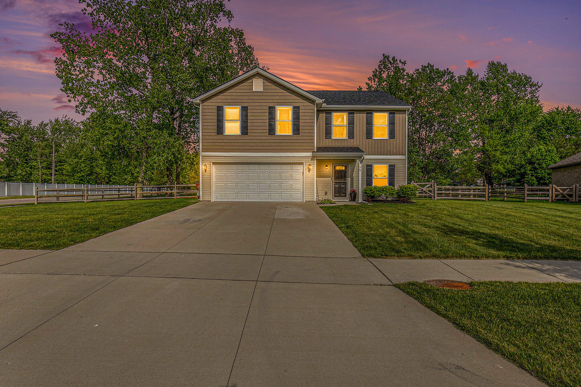 75 Rabbit Run Road Carleton, MI 48117 - Photo 2 of 28 002_gf_1533_twilight