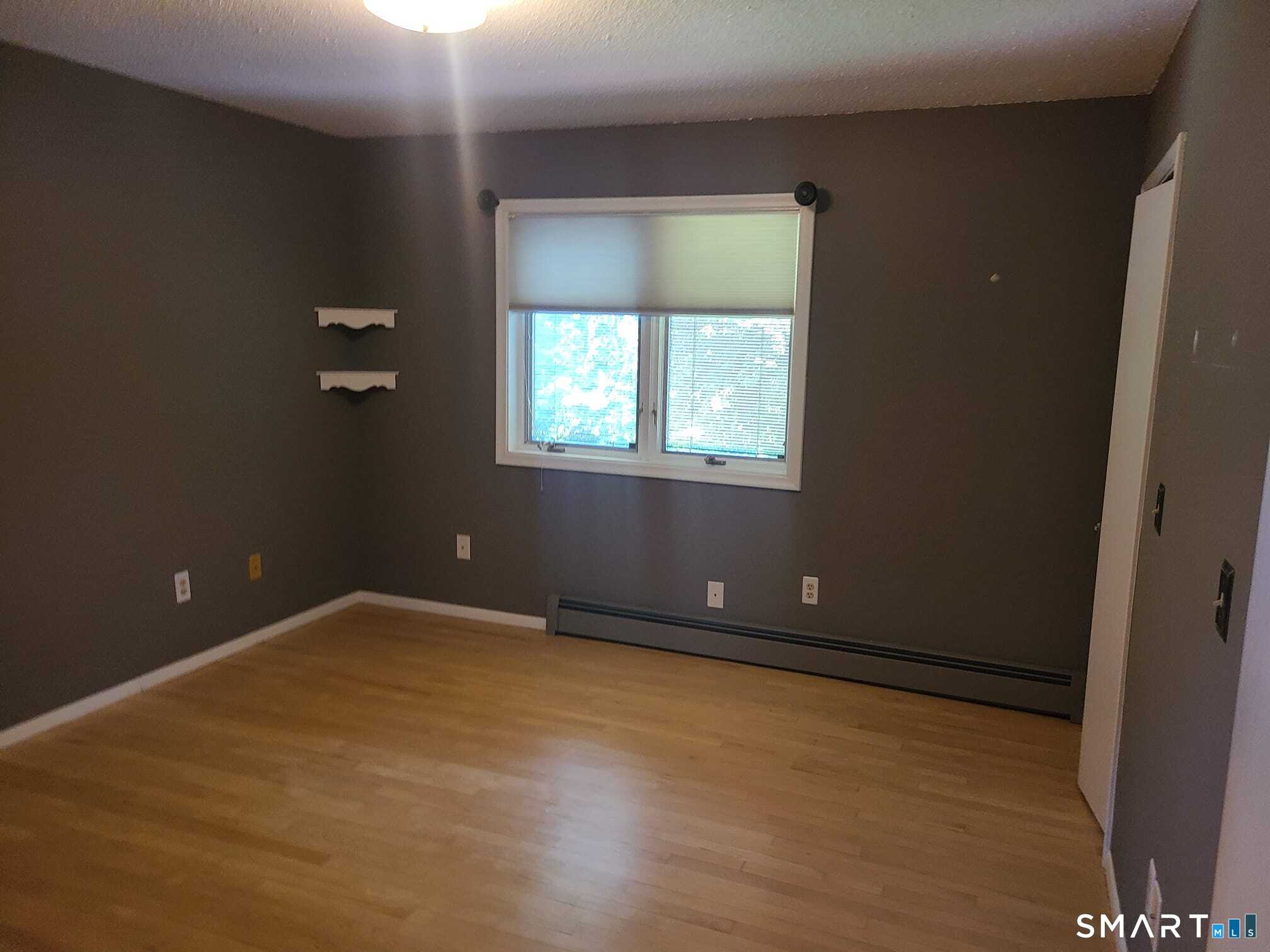 925 Dunbar Hill Road Hamden, CT 06514 - Photo 32 of 39