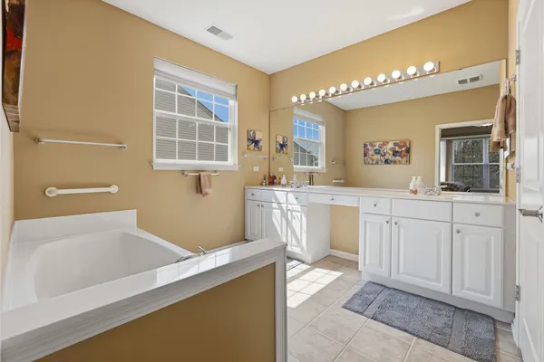 $530,000 | 12314 Arlington Drive, Huntley, IL 60142