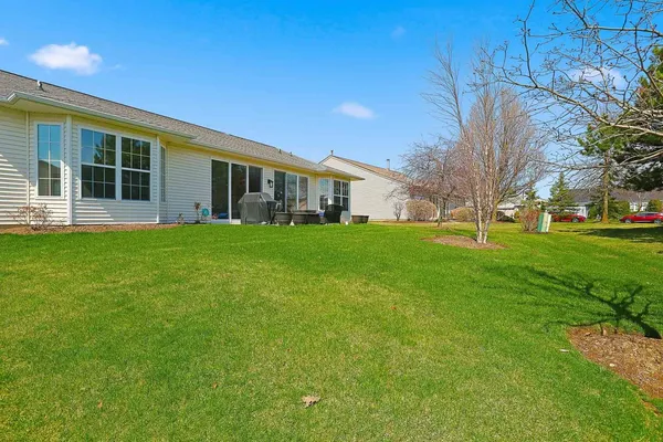 $530,000 | 12314 Arlington Drive, Huntley, IL 60142