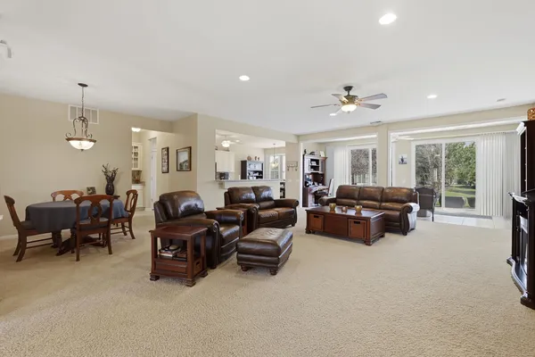 $530,000 | 12314 Arlington Drive, Huntley, IL 60142