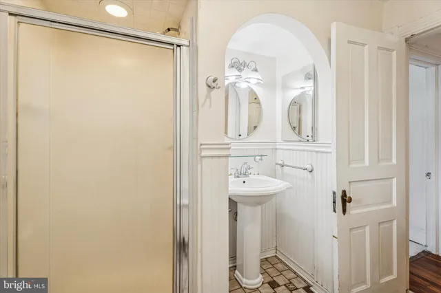 $429,900 | 7823 Flourtown Avenue, Wyndmoor, PA 19038