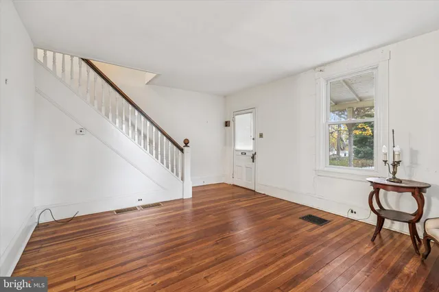 $429,900 | 7823 Flourtown Avenue, Wyndmoor, PA 19038