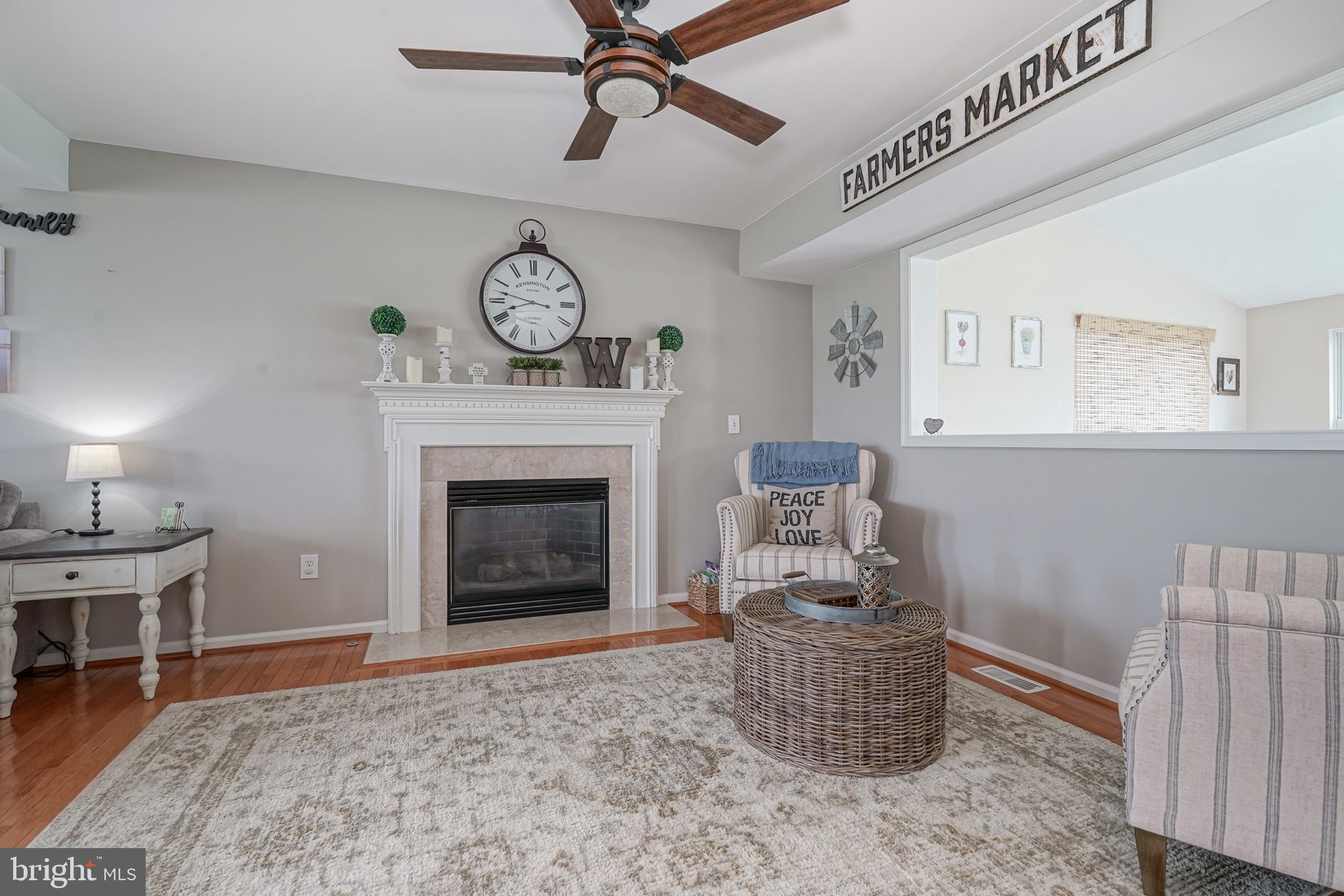 5312 Lake Road Newfield, NJ 08344 - Photo 11 of 37 Sitting Room w/ Fireplace