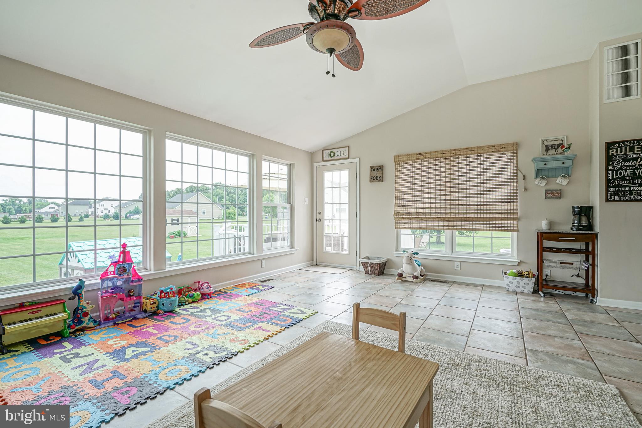 5312 Lake Road Newfield, NJ 08344 - Photo 20 of 37 Sunroom w/Tile Flooring