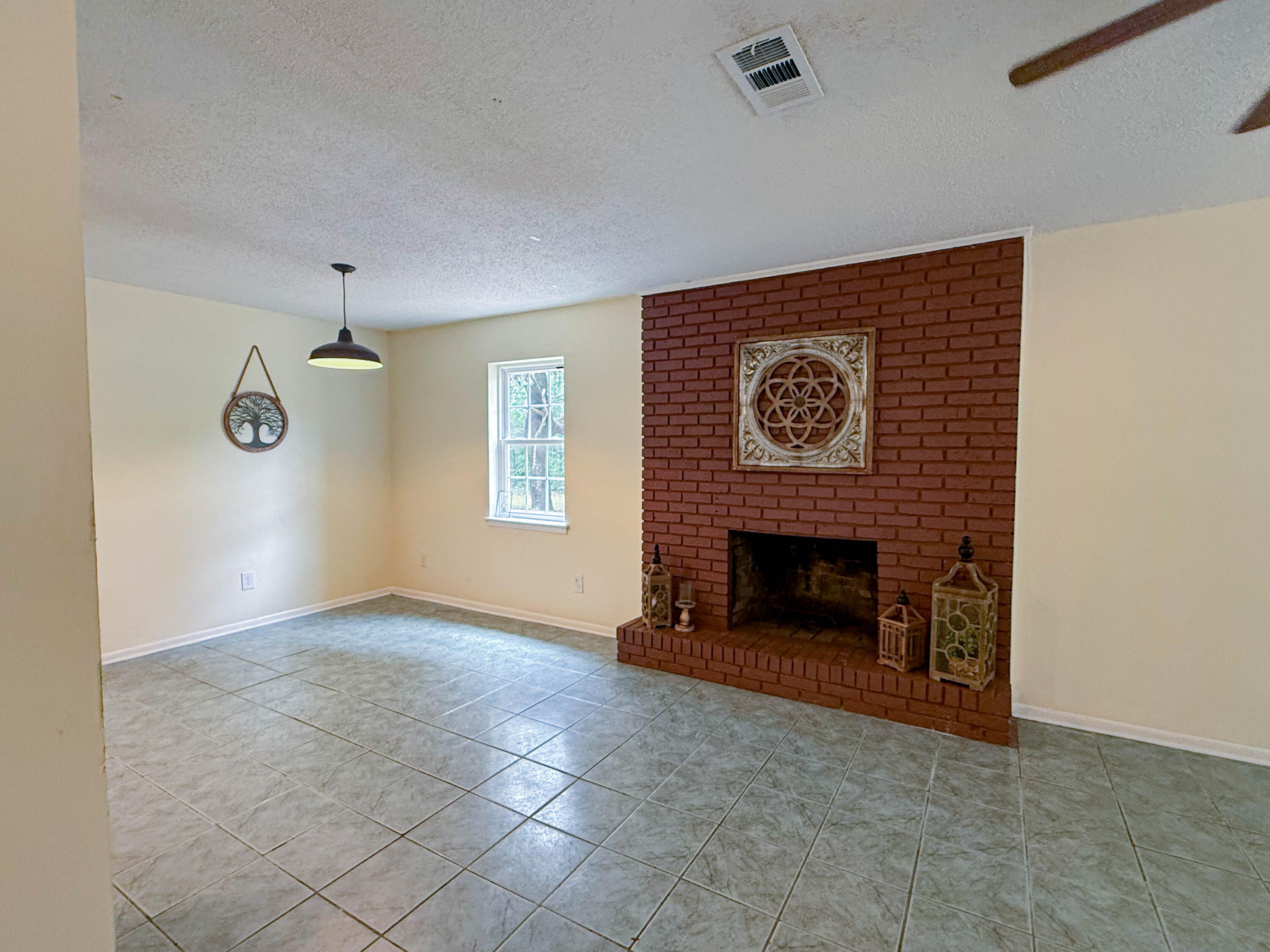 5703 Old River Road Baker, FL 32531 - Photo 28 of 40 IMG_4606