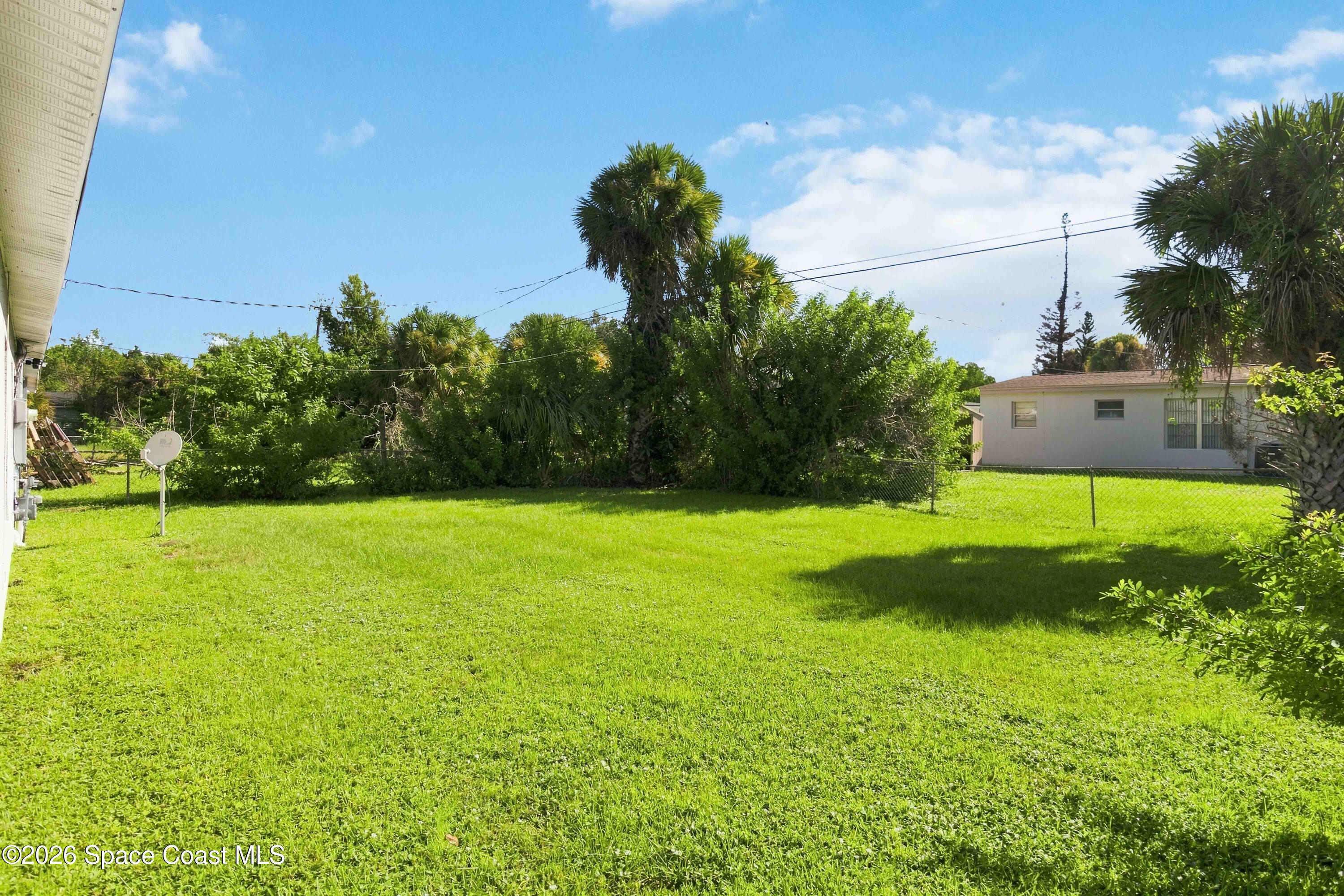512 Lincoln Road Cocoa, FL 32926 - Photo 4 of 7 010