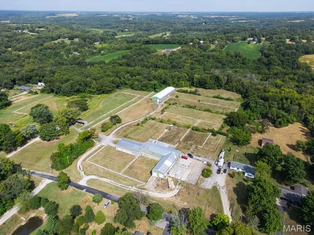 $850,000 | 3808 Stanka Lane, Godfrey, IL 62035