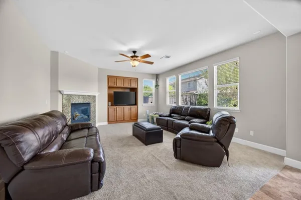 $910,000 | 9765 Caneria Way, Elk Grove, CA 95757