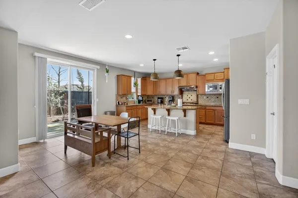 $910,000 | 9765 Caneria Way, Elk Grove, CA 95757