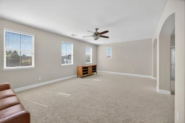 $910,000 | 9765 Caneria Way, Elk Grove, CA 95757