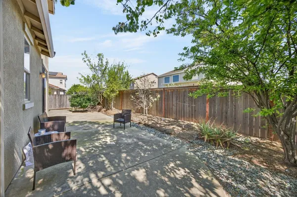 $910,000 | 9765 Caneria Way, Elk Grove, CA 95757