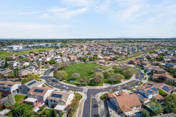 $910,000 | 9765 Caneria Way, Elk Grove, CA 95757