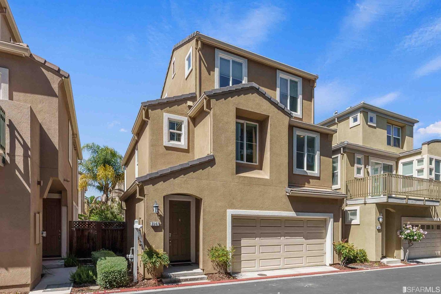 3547 Meyer Place Santa Clara, CA 95051 - Photo 32 of 34 a front view of a house with a yard