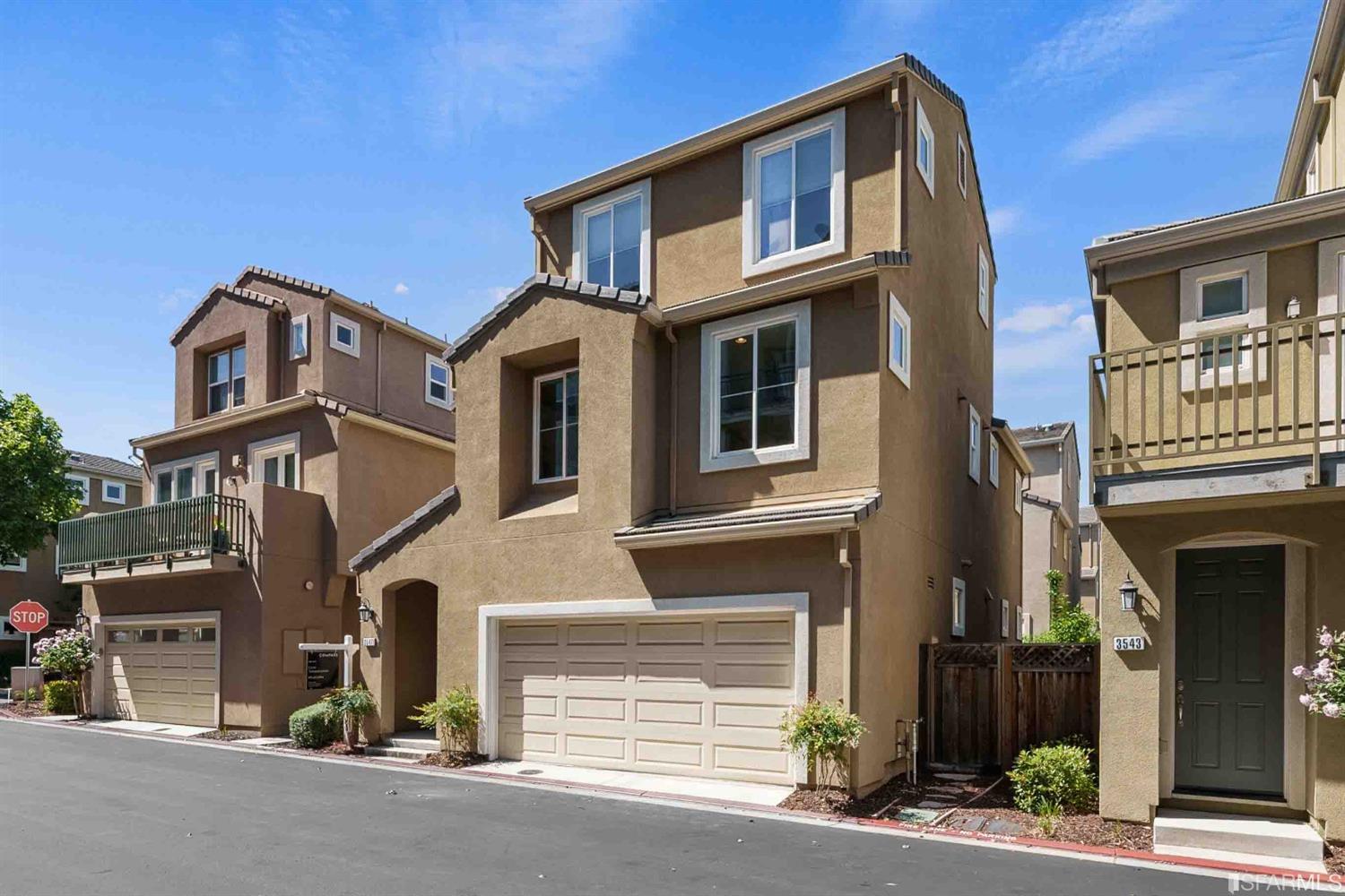 3547 Meyer Place Santa Clara, CA 95051 - Photo 33 of 34 a front view of a building